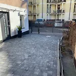 Parking Gratis 250 M Od Plazy *