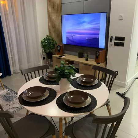 Parking Gratis 250 M Od Plazy アパート *