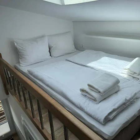 アパート Parking Gratis 250 M Od Plazy ミエンジズドロイェ