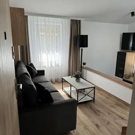 アパート Parking Gratis 250 M Od Plazy ミエンジズドロイェ