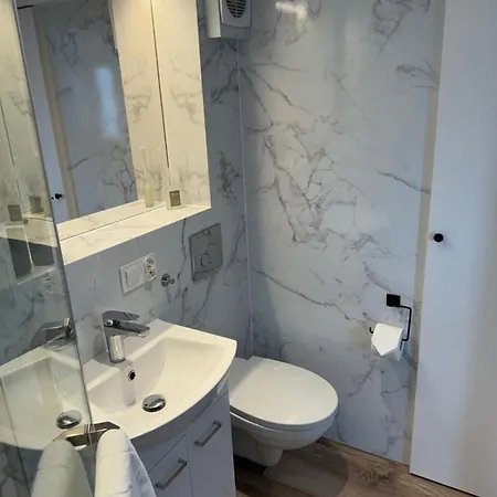 Parking Gratis 250 M Od Plazy Apartment